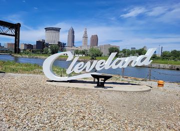 ohio/cleveland/landmark/cleveland-script-sign-the-foundry