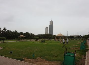 pakistan/karachi/clifton/landmark/aunty-and-uncle-park