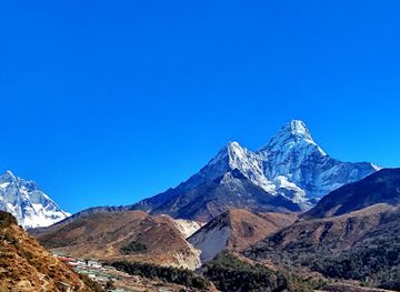 nepal/everest-base-camp/landmark/outfitter-nepal-treks-and-expedition-p-ltd