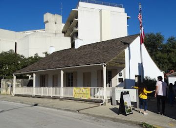texas/red-river-valley/landmark/casa-navarro-state-historic-site