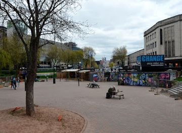 united-kingdom/bristol/landmark/the-bearpit