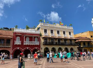 colombia/cartagena-coast/landmark/plaza-de-los-coches