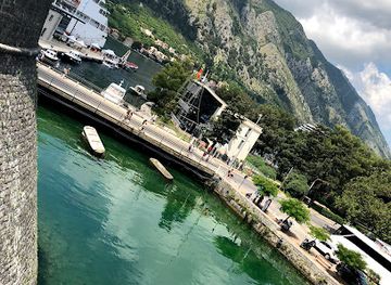 montenegro/old-herzegovina/landmark/kampana-tower