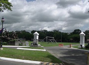 philippines/angeles-city/malabanias/landmark/stotsenburg-park