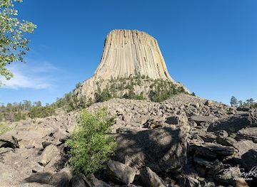 wyoming/black-hills/landmark/devils-tower-visitor-center