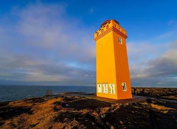 iceland/olafsvik/landmark/svortuloft-lighthouse