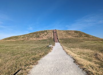 illinois/cahokia-mounds-state-historic-site/landmark/cahokia-mounds
