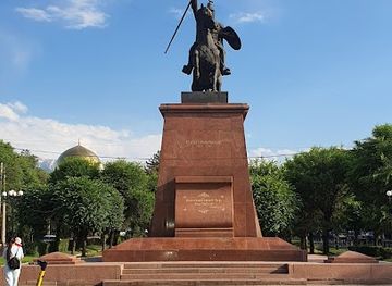 kazakhstan/chundja-canyon/landmark/raiymbek-batyr-monument