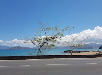 mayotte/pamandzi/landmark/au-monaco