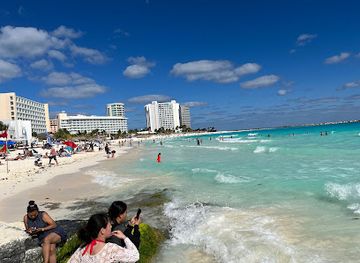 mexico/cancun/zona-hotelera/landmark/playa-forum