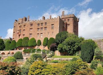 united-kingdom/radnorshire/attraction/national-trust-powis-castle-and-garden-2
