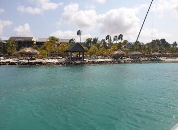 curacao/groot-kwartier/landmark/powerboat-caribbean