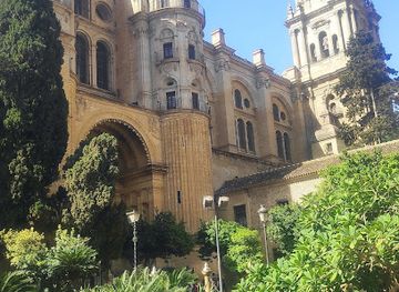 spain/malaga/landmark/museo-revello-de-toro