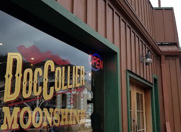 tennessee/gatlinburg/landmark/tennessee-shine-co