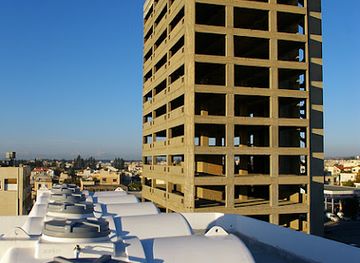 cyprus/limassol/landmark/abandoned-pieris-building