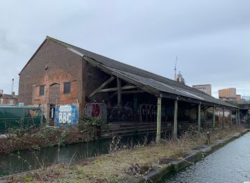 united-kingdom/birmingham/digbeth/landmark/digbeth-branch-canal