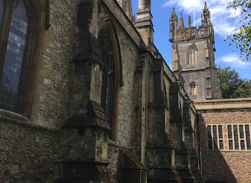 united-kingdom/south-glamorgan/landmark/llandaff-cathedral