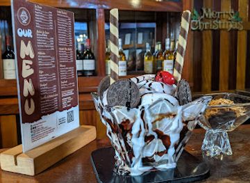 cameroon/tiko-beach/landmark/kais-cream