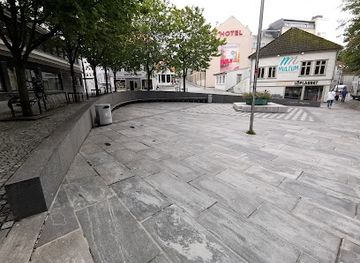 norway/stavanger/landmark/obstfelders-plass
