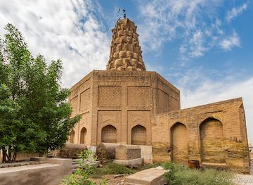 iraq/diyala-region/landmark/zubaida-tomb