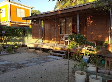 belize/corozal-town/landmark/las-villitas-del-mar-lvdm-coffee-stop