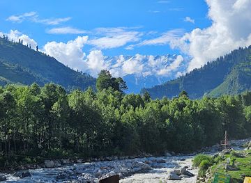 india/manali/landmark/nehru-kund