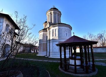 romania/gorj/landmark/monastery-gura-motrului