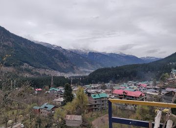 india/manali/landmark/manu-temple-view-pointl