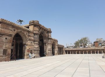 india/ahmedabad/landmark/rani-no-hajiro