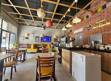 Himalayan House Restaurant & Coffee