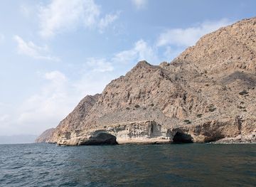 oman/musandam-peninsula/landmark/musandam-cave
