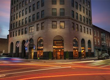 wisconsin/kenosha/landmark/authentique