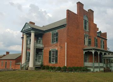 virginia/southwest-virginia/landmark/the-mansion-at-fort-chiswell