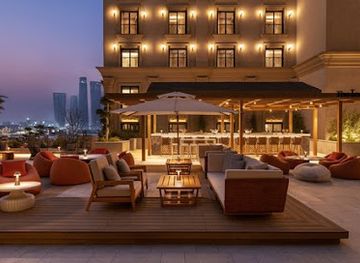 qatar/sealine-beach-resort/landmark/le-royal-meridien-doha