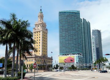 florida/miami-beach/landmark/freedom-tower-at-miami-dade-college