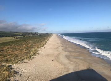 new-zealand/otago/landmark/chrystalls-beach