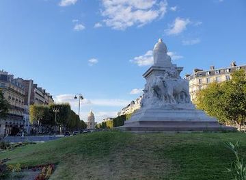 france/paris/landmark/pl-de-breteuil