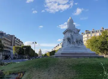 Pl. de Breteuil