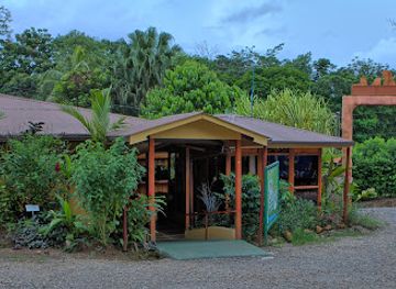 costa-rica/sarapiqui/landmark/ara-ambigua-lodge