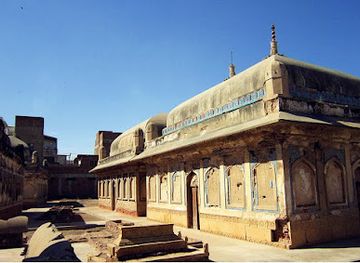 pakistan/sindh/landmark/historical-tombs-of-talpurs