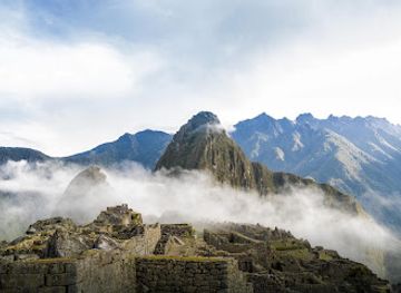 peru/north-coast/landmark/aracari-travel