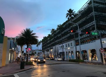florida/miami/landmark/collins-ave-9th-st