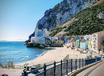 gibraltar/camp-bay/landmark/catalan-bay