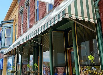 ohio/amish-country/landmark/destination-mansfield-richland-county