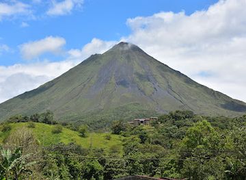costa-rica/arenal-volcano-area/landmark/tabacon-hot-springs
