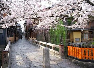 japan/osaka/landmark/tatsumi-bridge