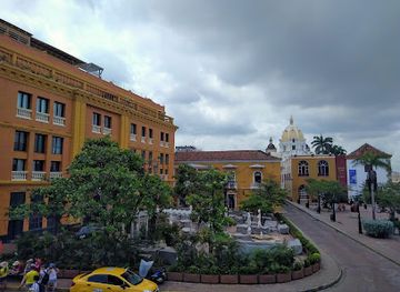 colombia/cartagena/landmark/plaza-de-santa-teresa