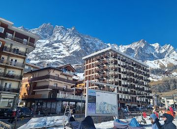 italy/cervinia/landmark/jour-et-nuit