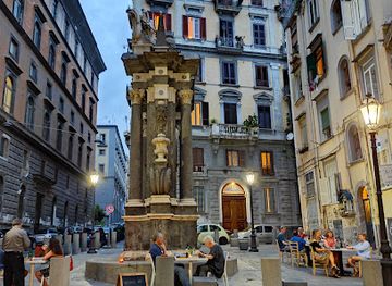 italy/naples/spaccanapoli/landmark/seggio-del-popolo-locanda
