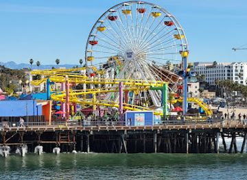 california/santa-monica/landmark/santa-monica-pier-arch